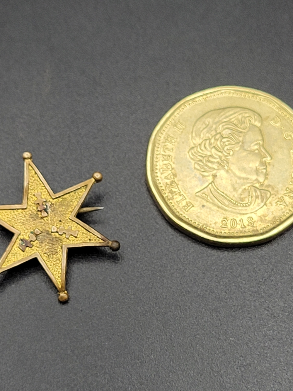 Antique Victorian Gold Tone Star Brooch Enamel Accents Six Point Ball Tips c1880 - Picture 8 of 8
